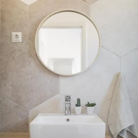 Skan Villa *